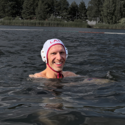 Atskaņot podkāstu UZ STARTA LĪNIJAS S2