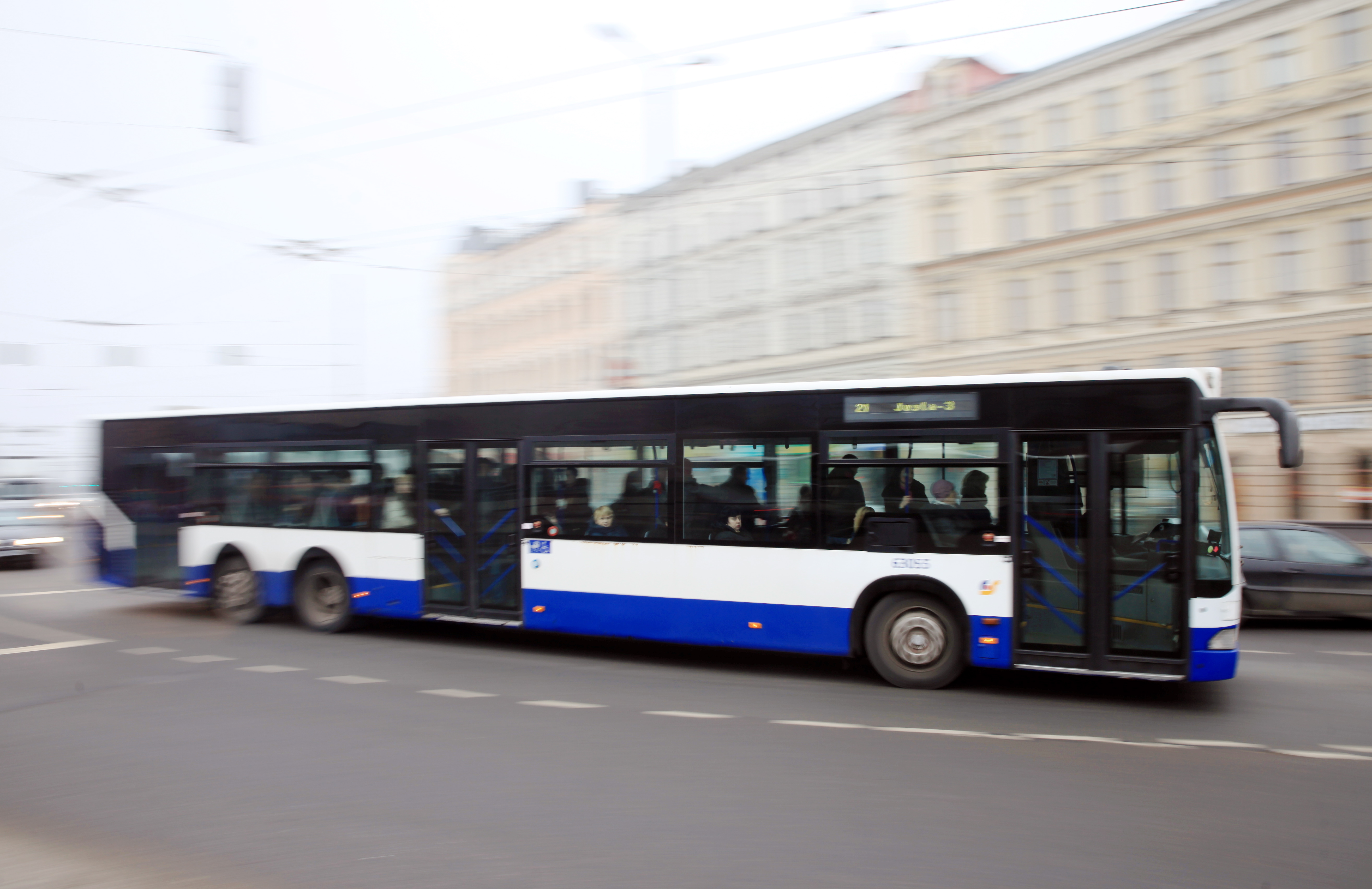 В Риге начинает курсировать автобус между Пурвциемсом и Вецмилгрависом -  Radio Skonto Plus